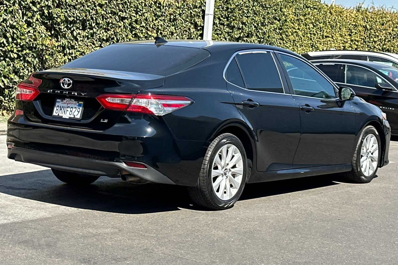 2019 Toyota Camry LE 4