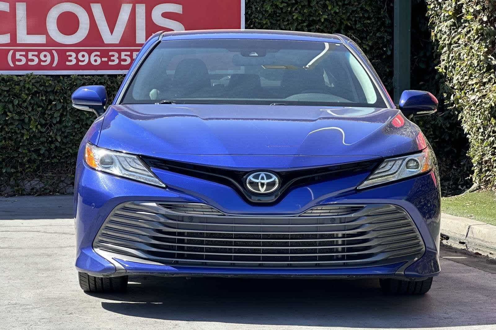 2018 Toyota Camry XLE 11