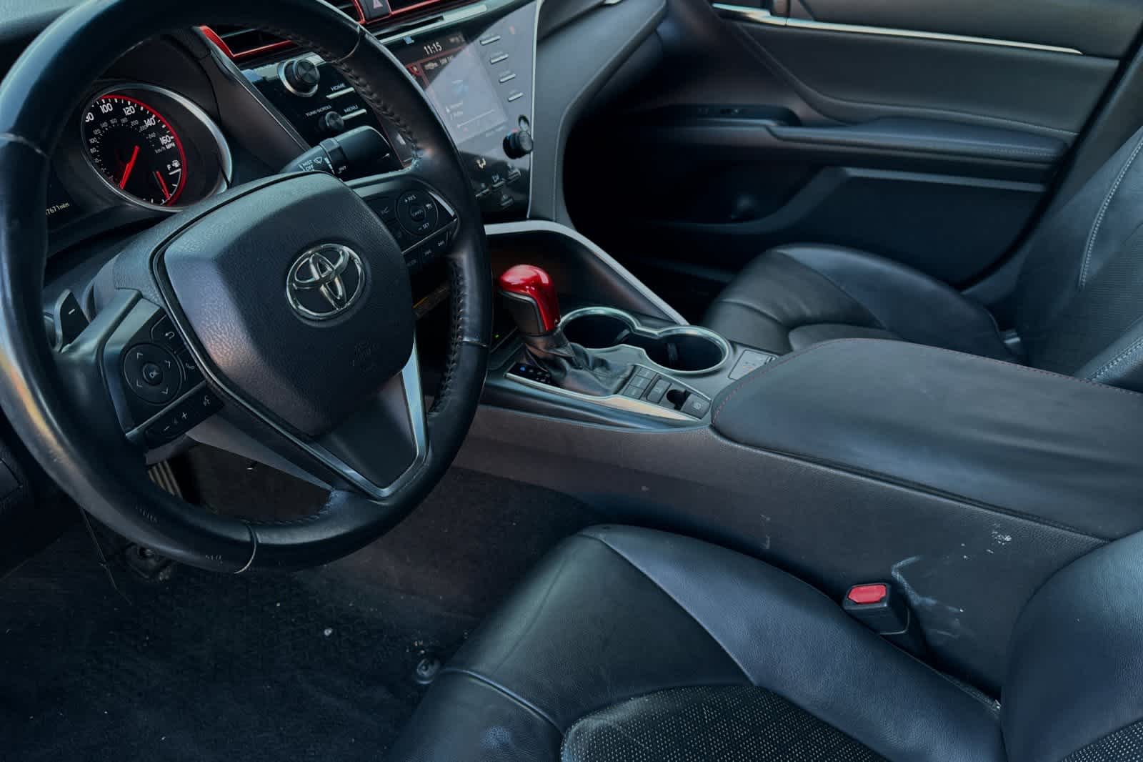 2018 Toyota Camry XSE 14