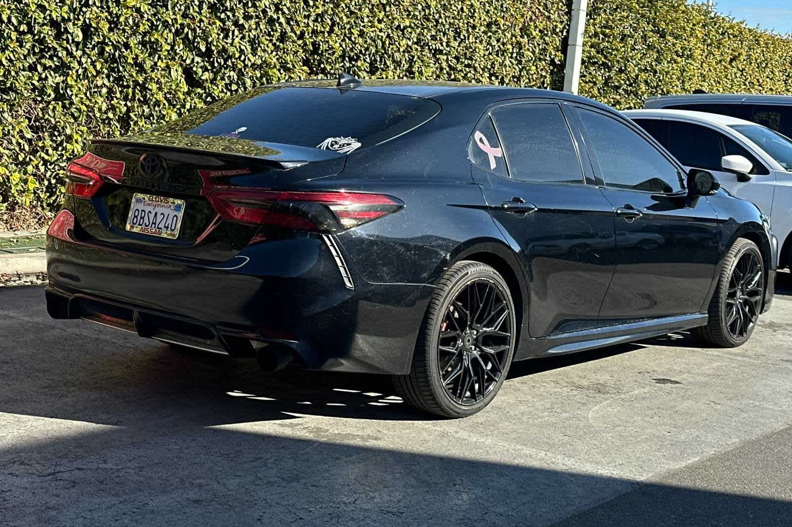 2018 Toyota Camry XSE 3