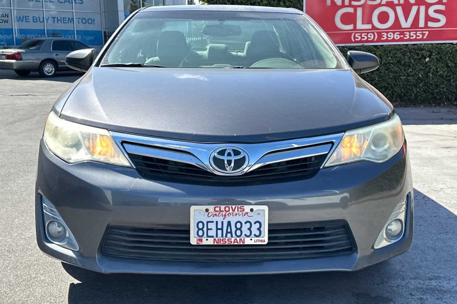 2013 Toyota Camry XLE 11