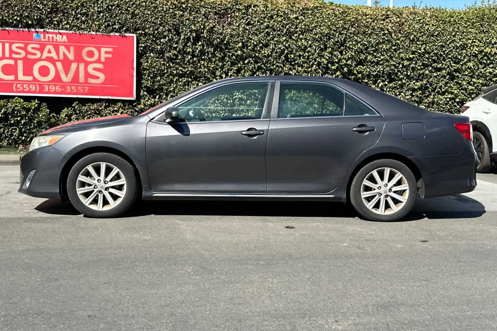 2013 Toyota Camry XLE 6