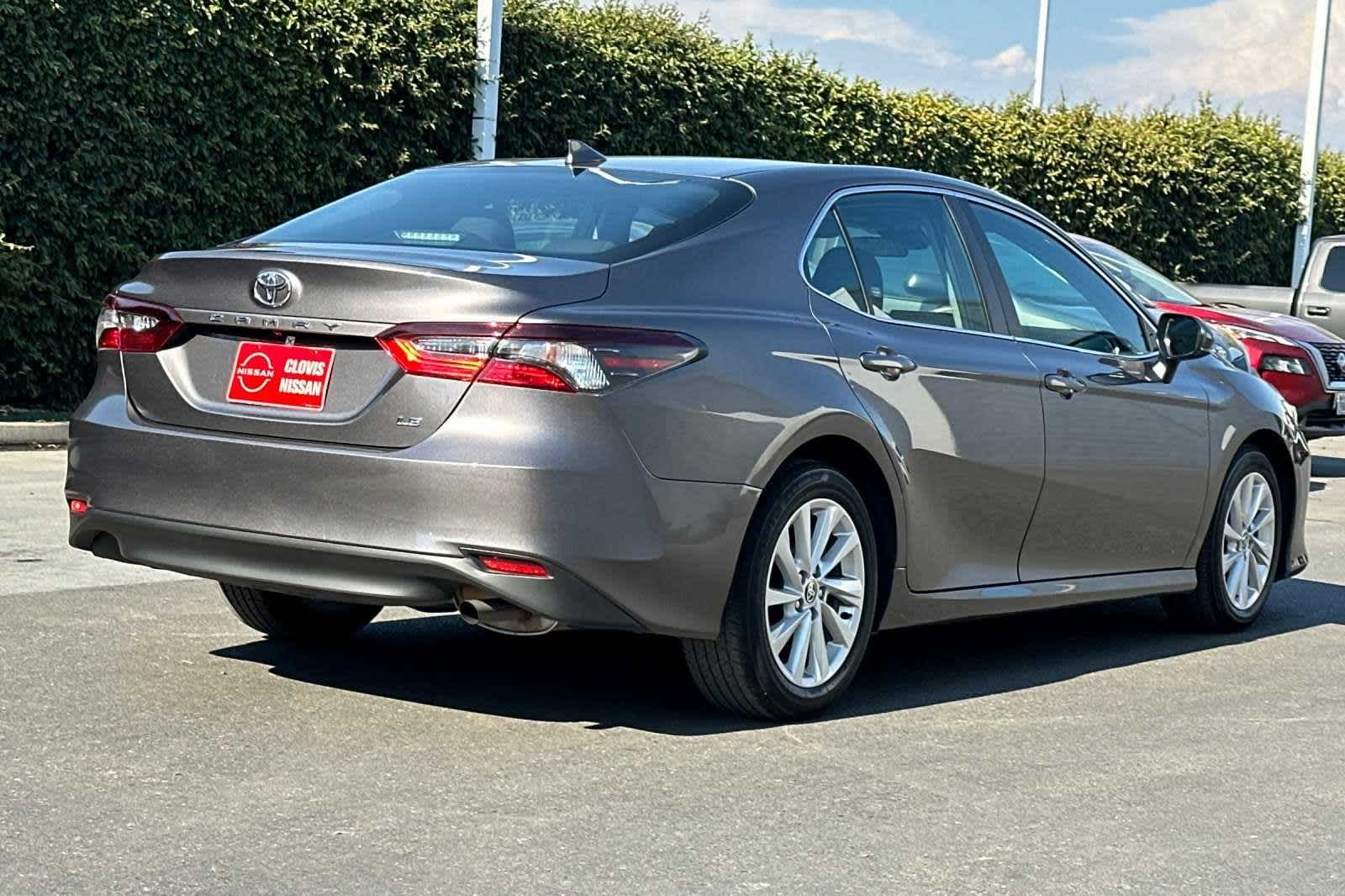 2024 Toyota Camry LE 3