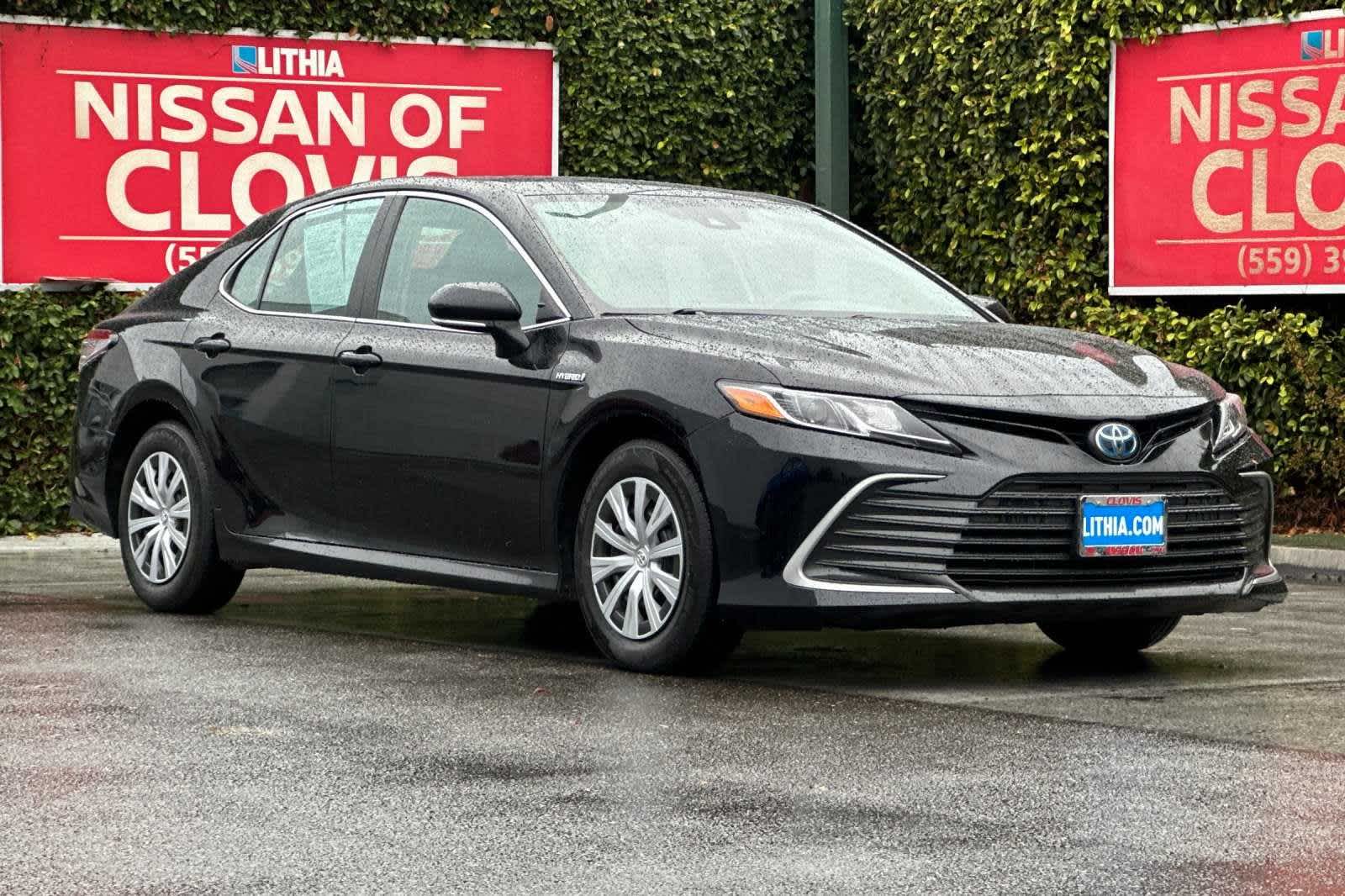 2021 Toyota Camry Hybrid LE 10