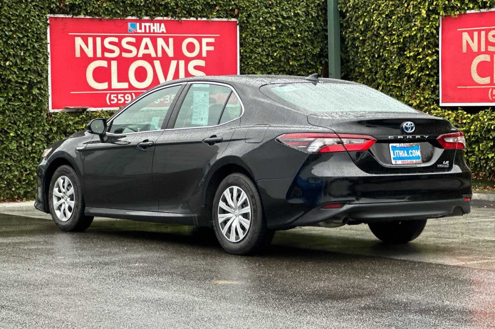 2021 Toyota Camry Hybrid LE 7