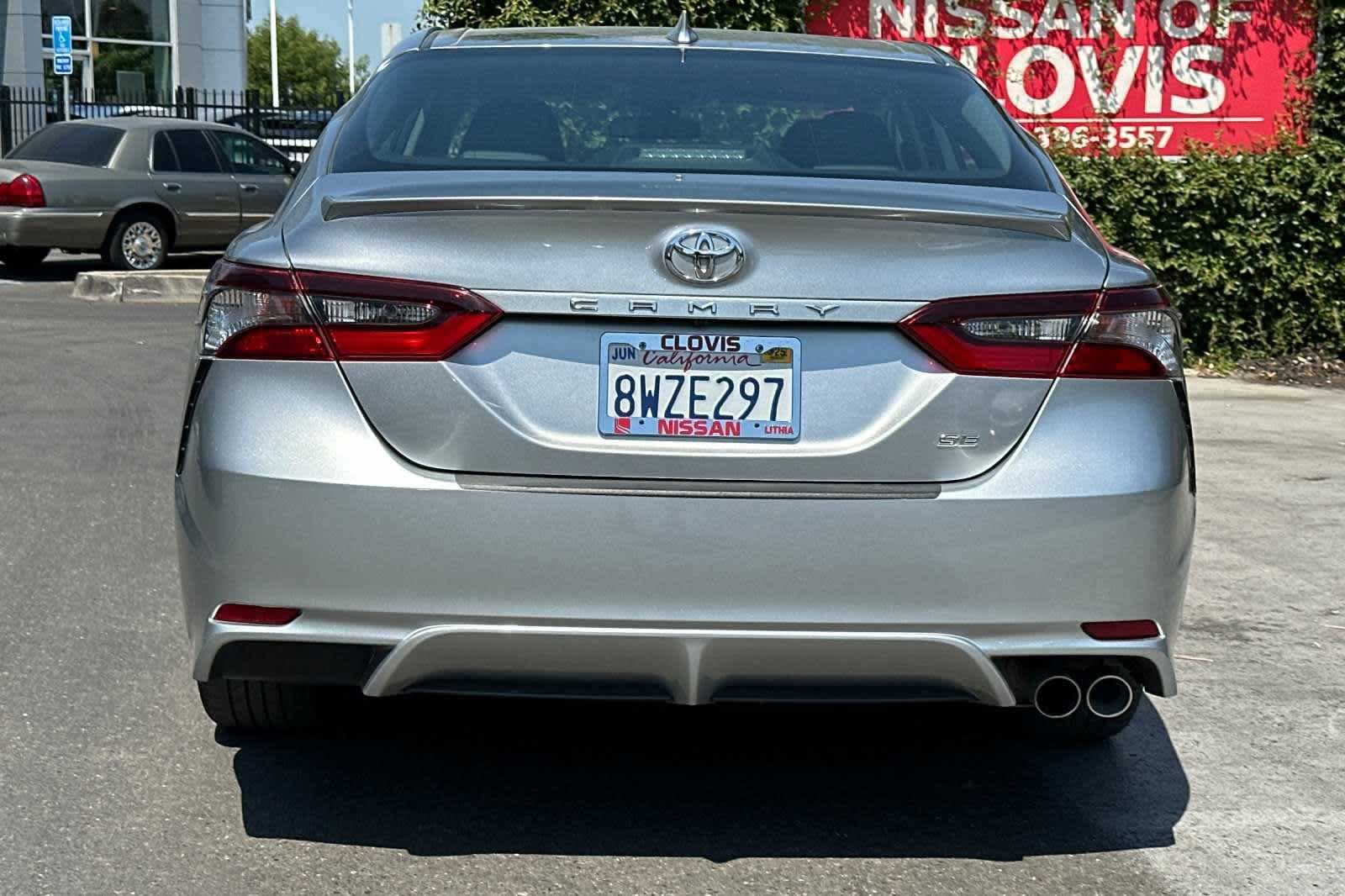 2021 Toyota Camry SE 8