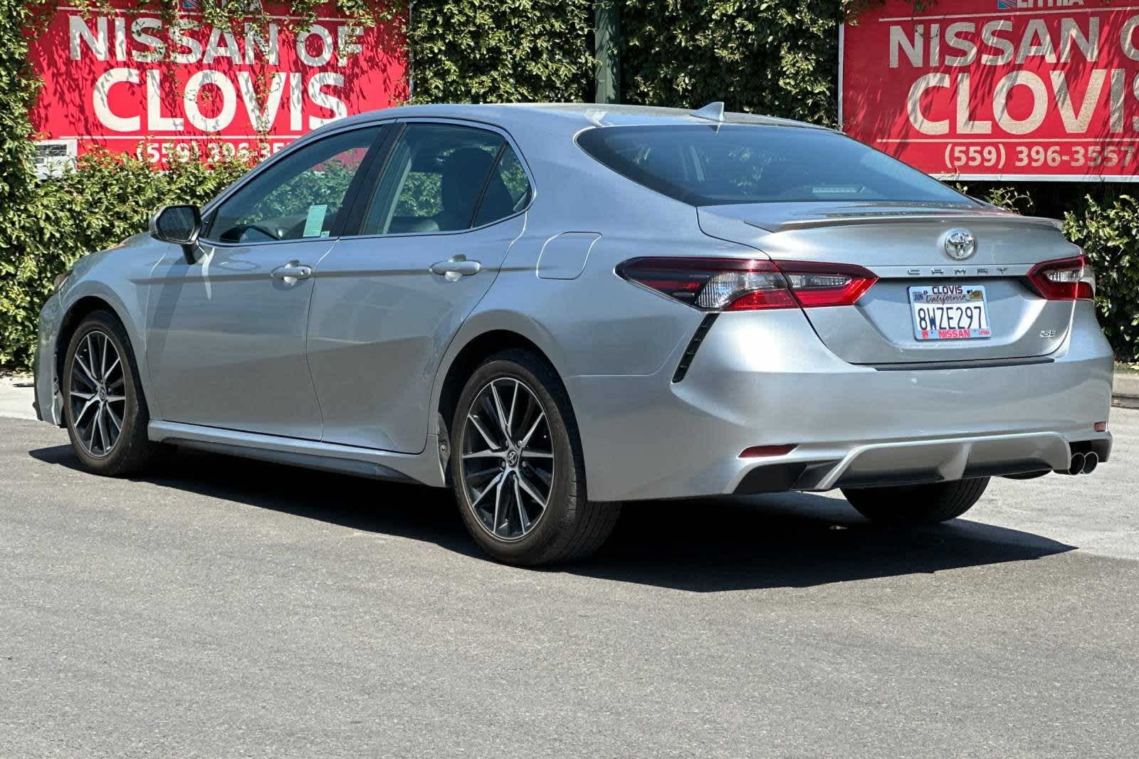 2021 Toyota Camry SE 7