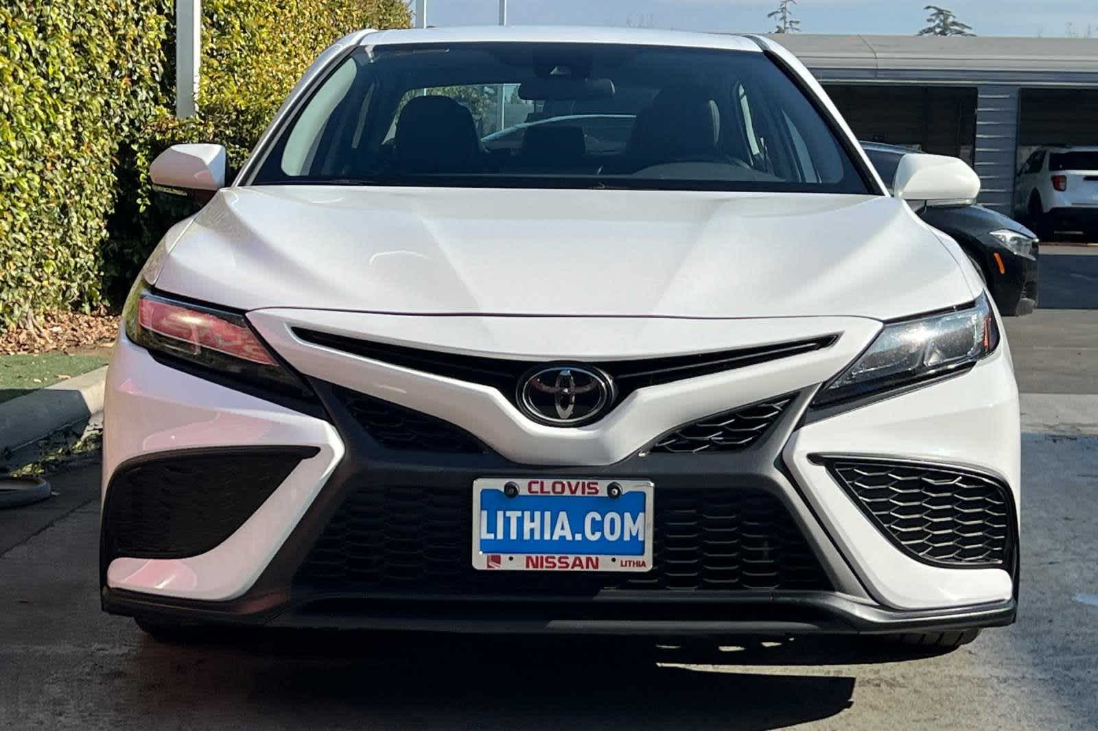 2022 Toyota Camry SE 11