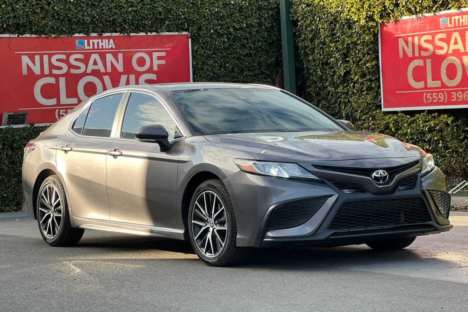 2022 Toyota Camry SE 10