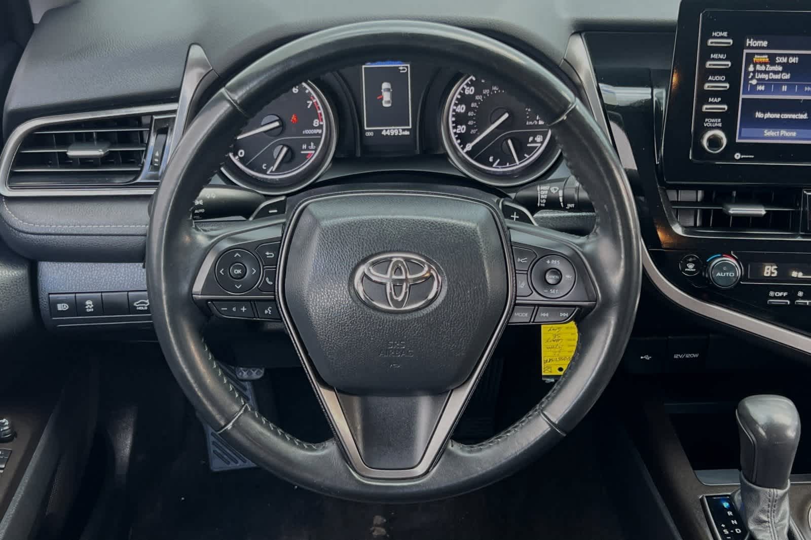 2022 Toyota Camry SE 17