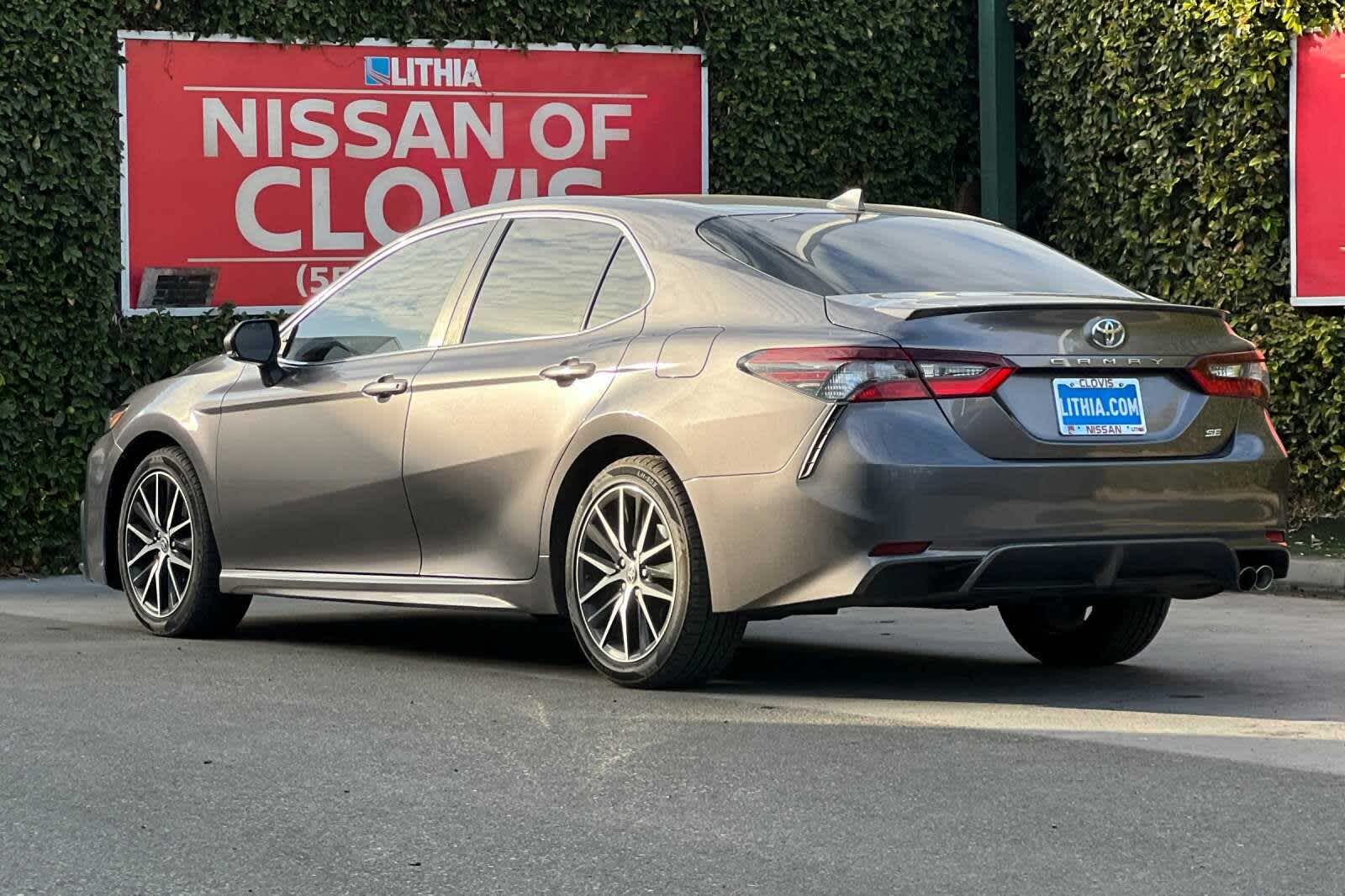 2022 Toyota Camry SE 7