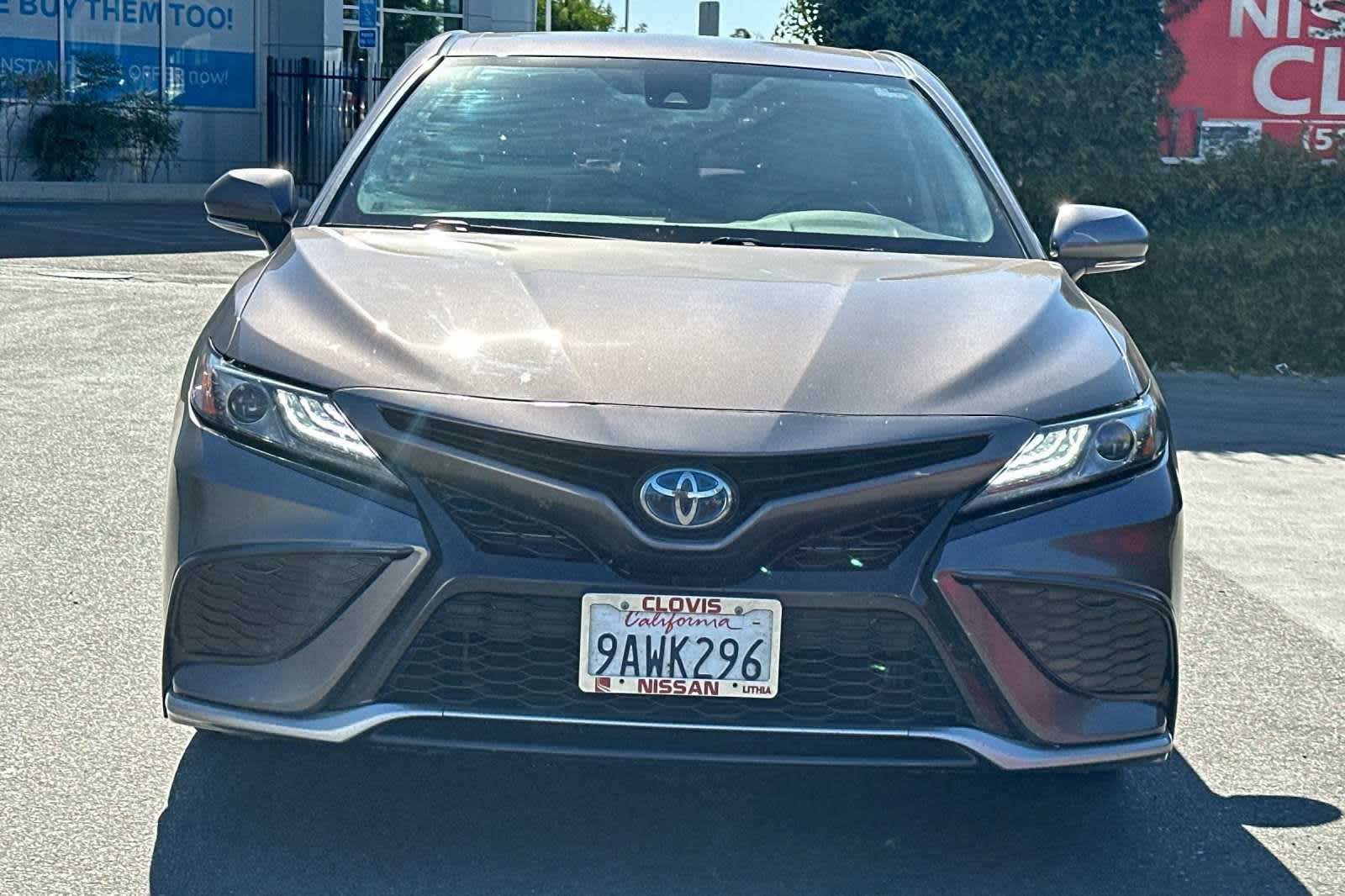 2022 Toyota Camry Hybrid XSE 11