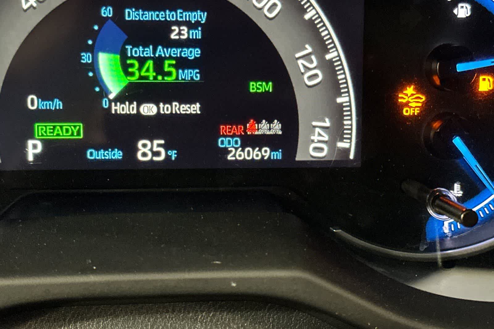 2024 Toyota RAV4 XLE - Photo 27