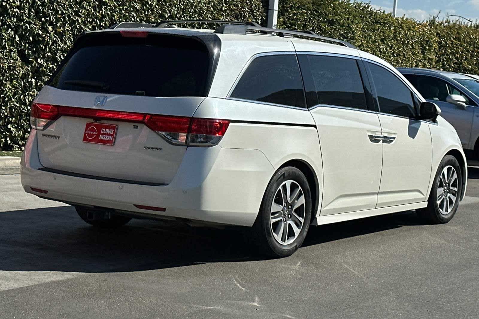 2015 Honda Odyssey Touring 3