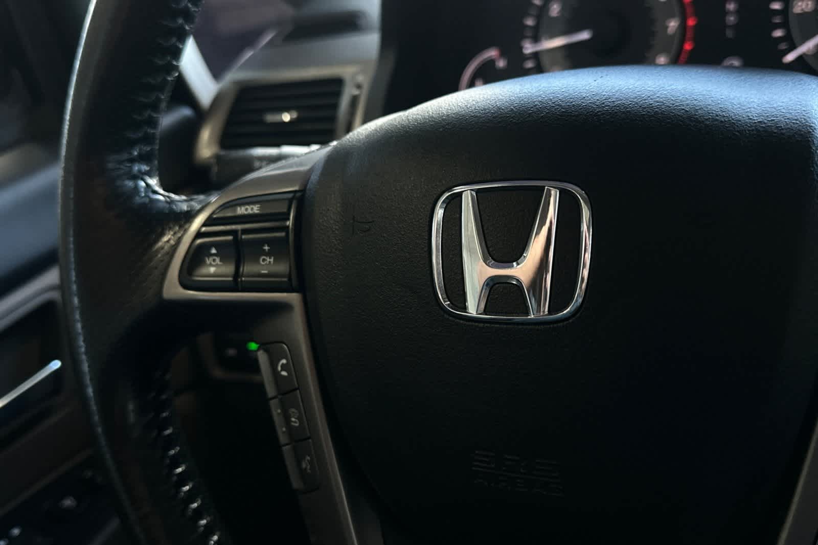 2015 Honda Odyssey Touring 29