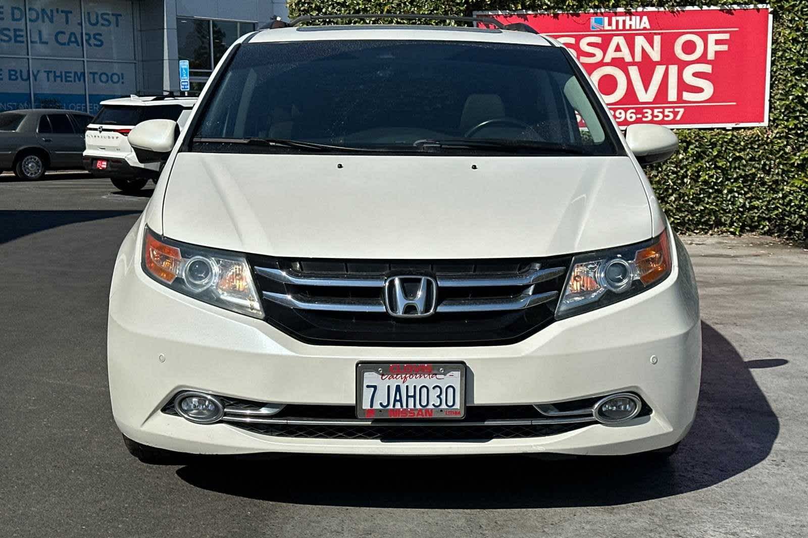 2015 Honda Odyssey Touring 11