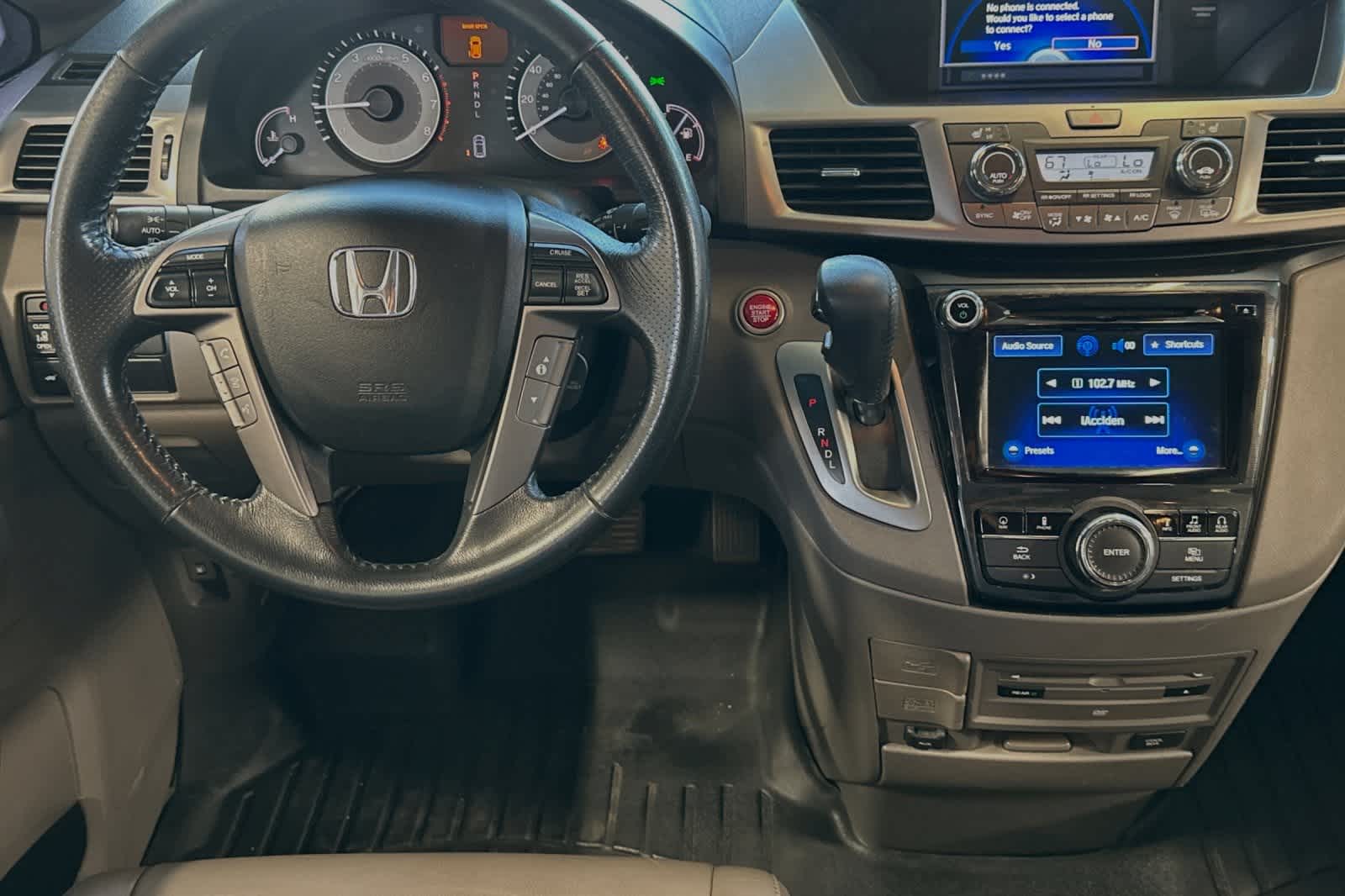 2015 Honda Odyssey Touring 17