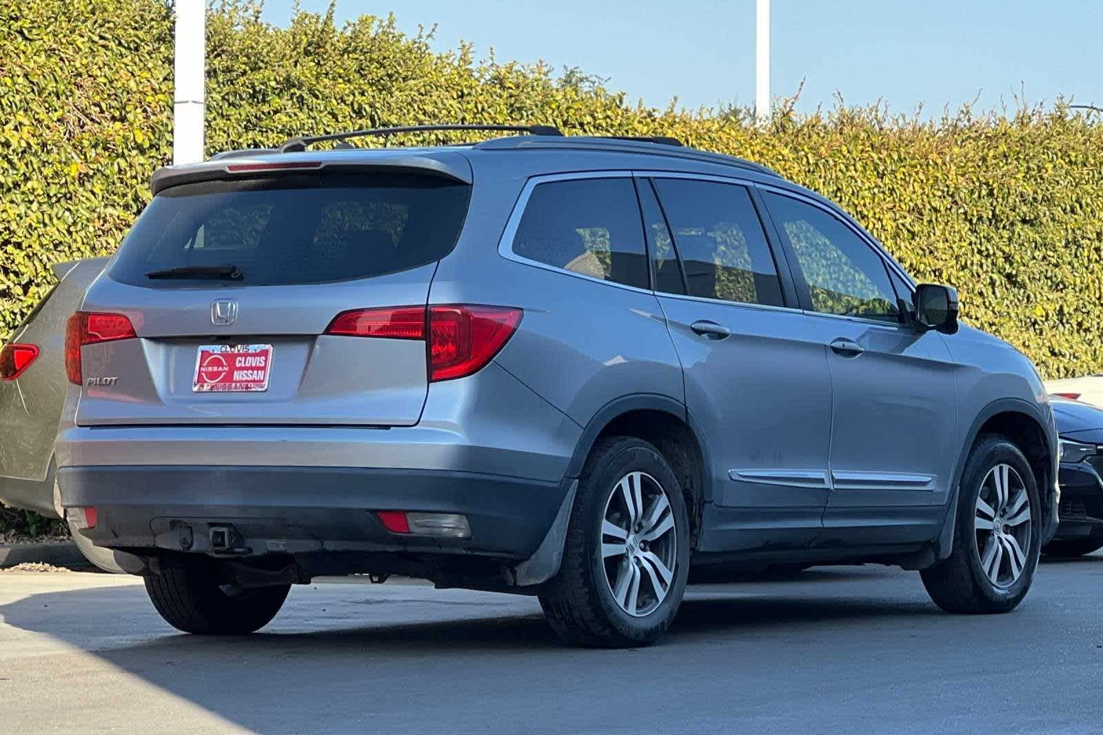 2017 Honda Pilot EX-L 3