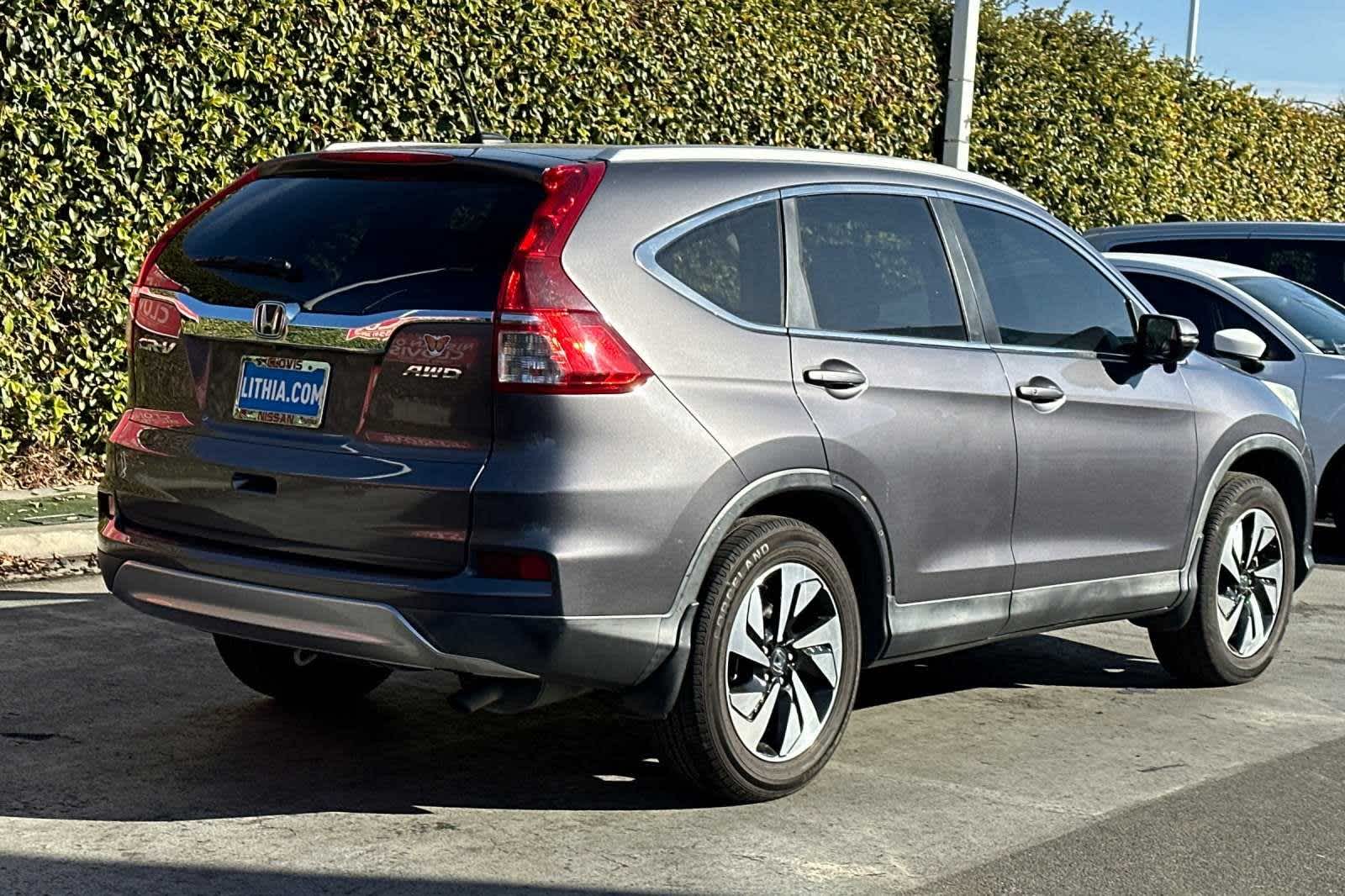 2015 Honda CR-V Touring 3