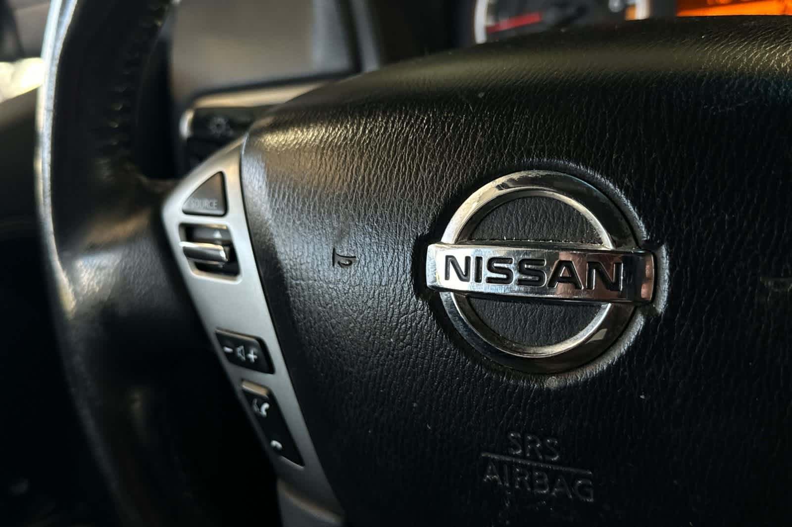 2015 Nissan Armada SV 25