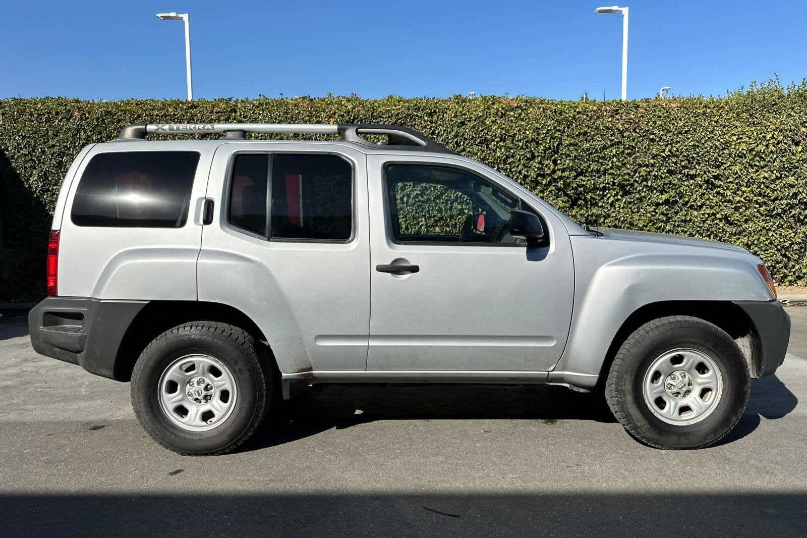 2014 Nissan Xterra X 9