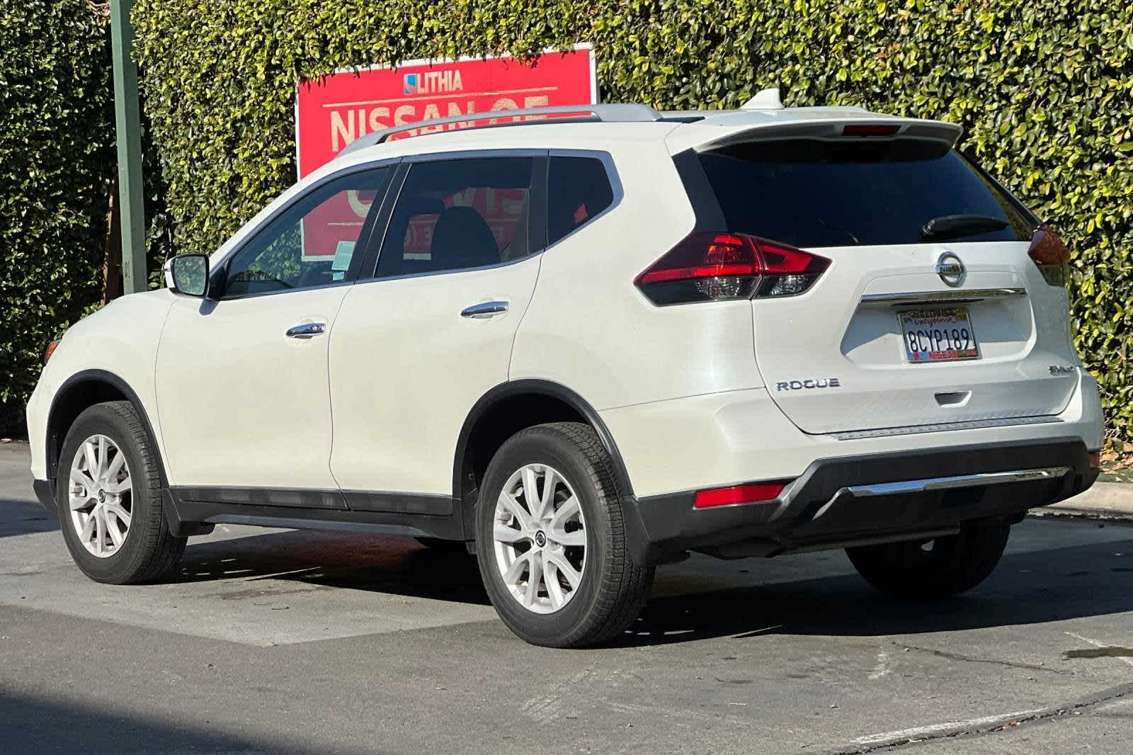 2018 Nissan Rogue SV 7