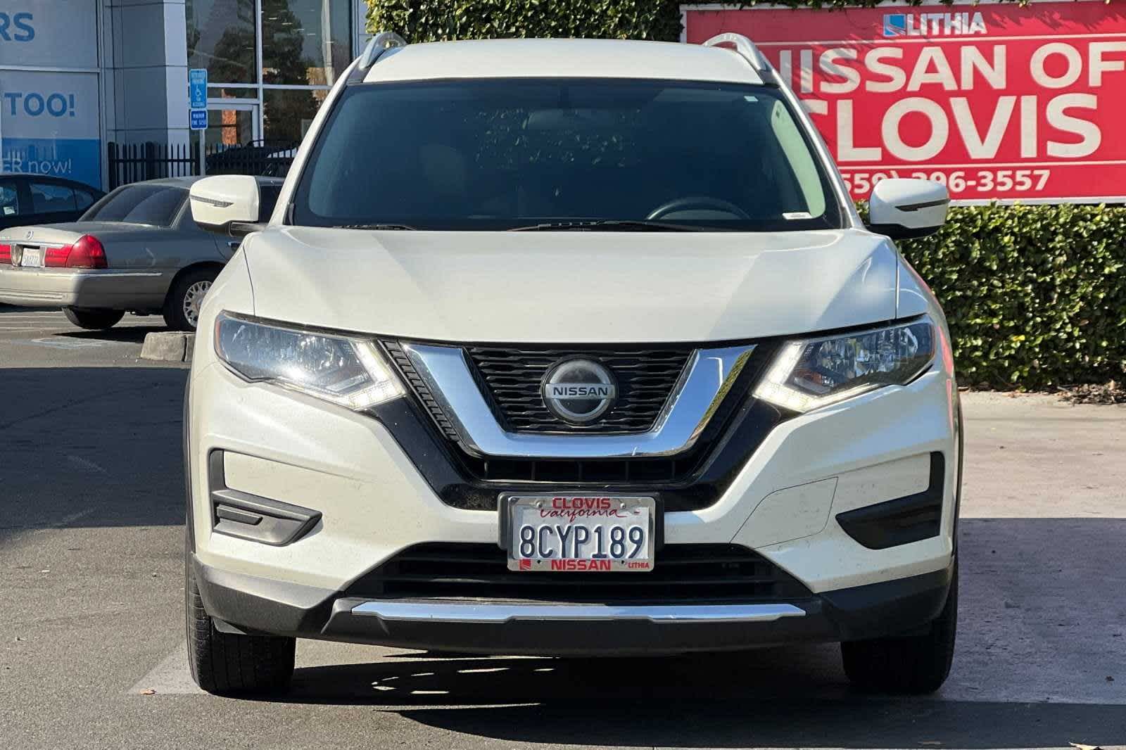 2018 Nissan Rogue SV 11