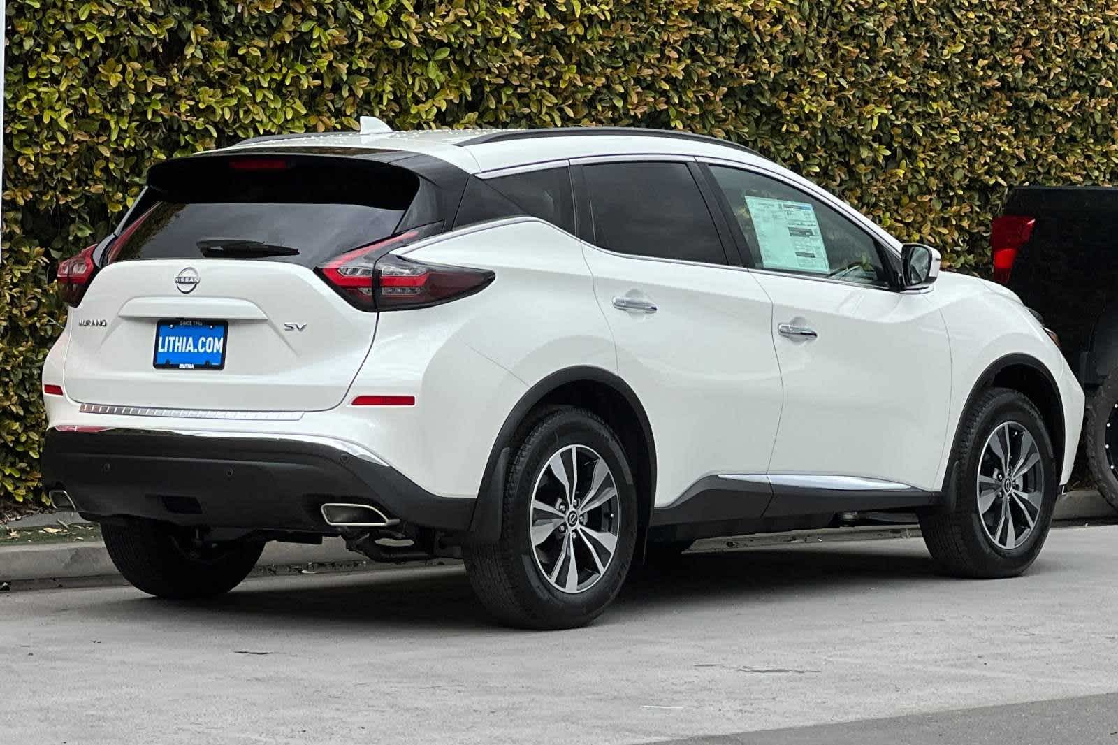 2024 Nissan Murano SV 3