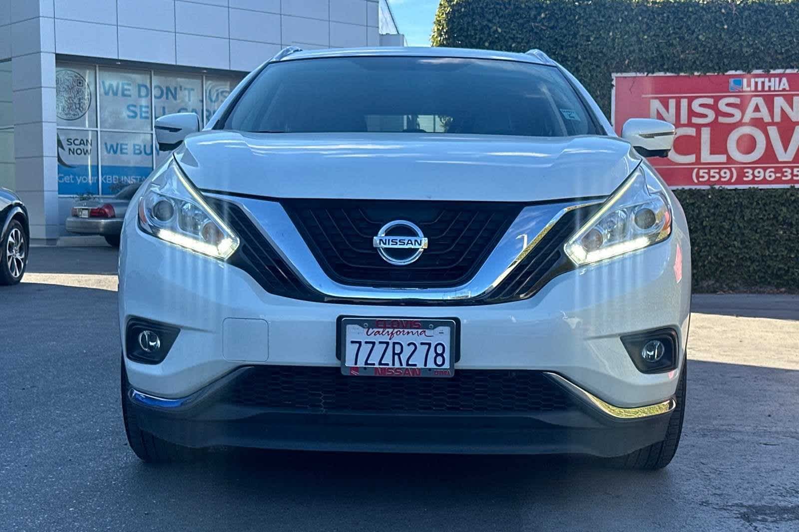 2017 Nissan Murano SL 11