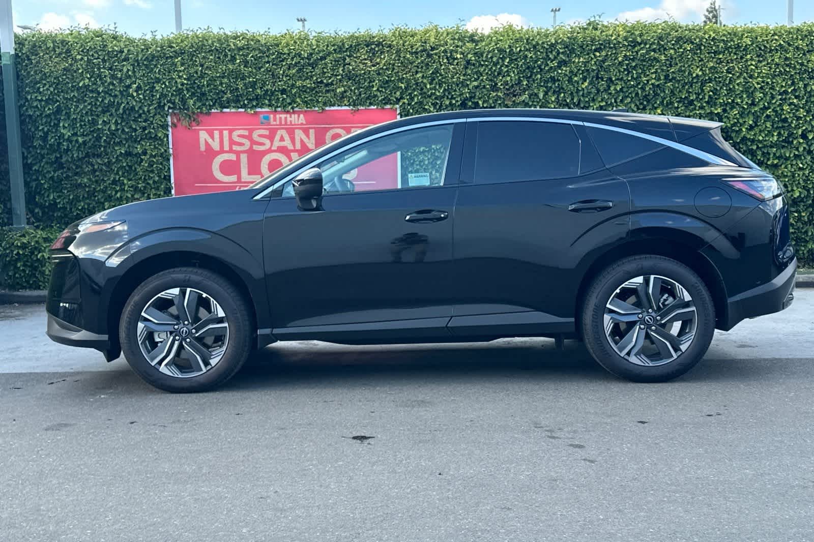 New 2025 Nissan Murano SV New 2025 Nissan Murano SV