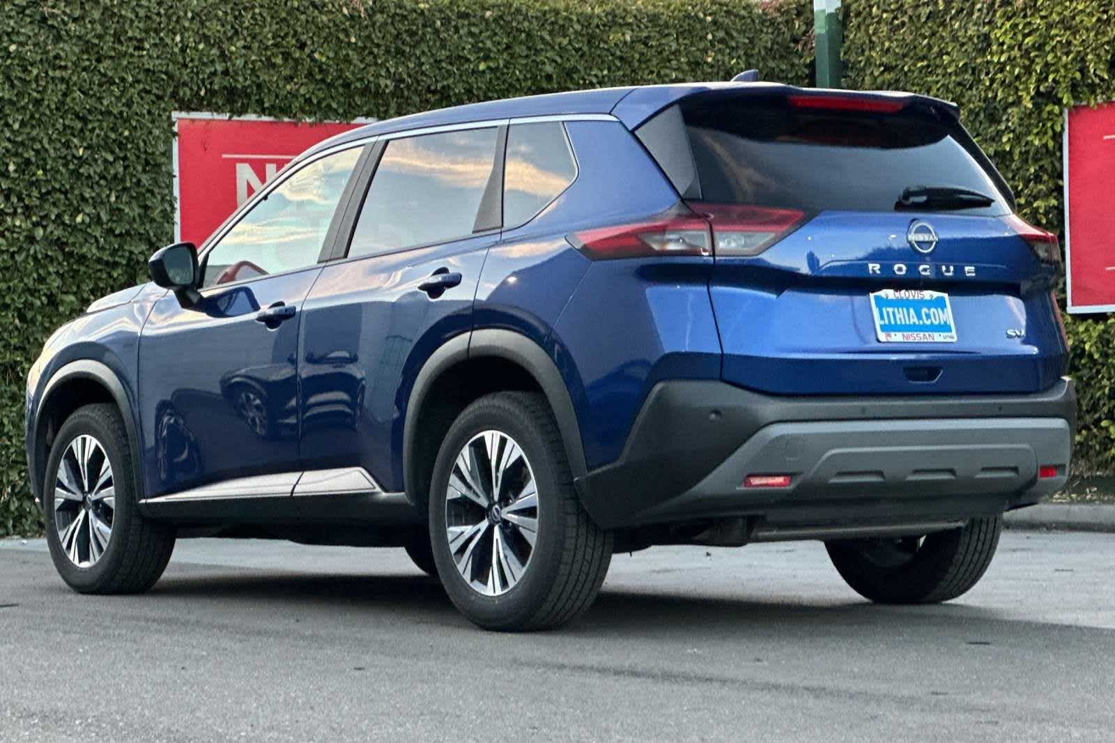 2023 Nissan Rogue SV 7