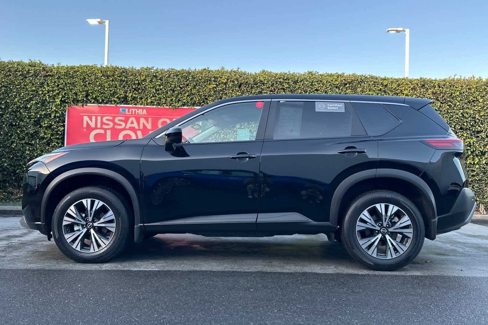 2023 Nissan Rogue SV 6