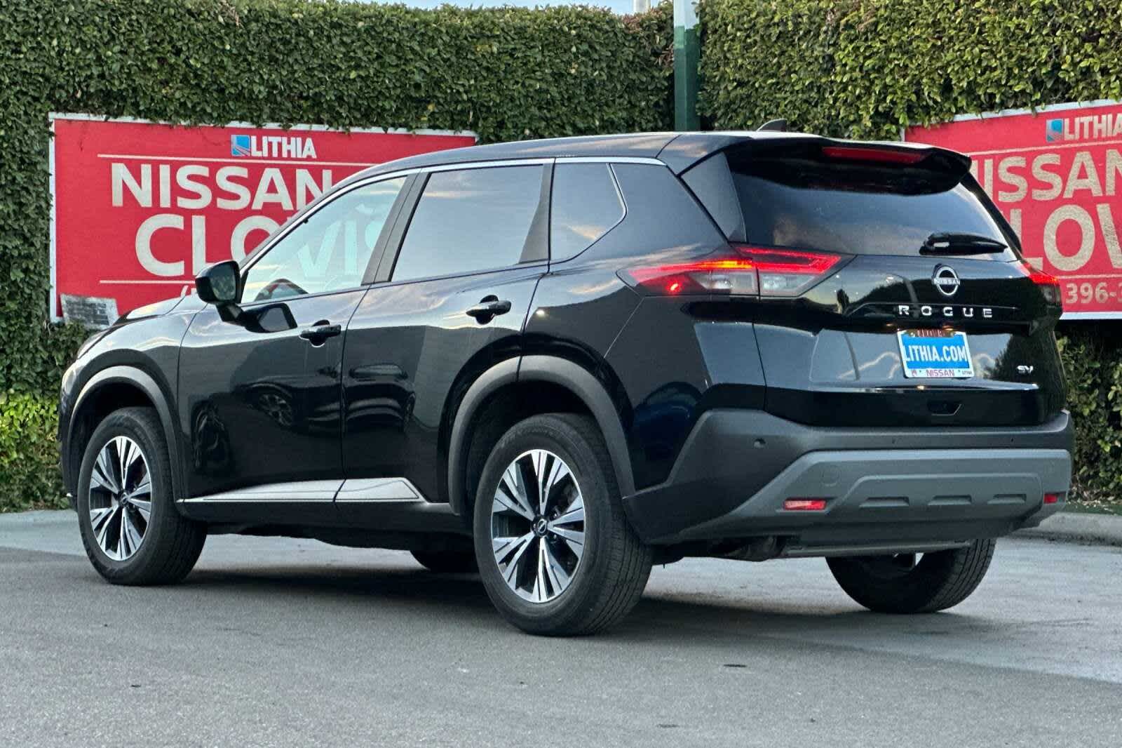 2023 Nissan Rogue SV 7