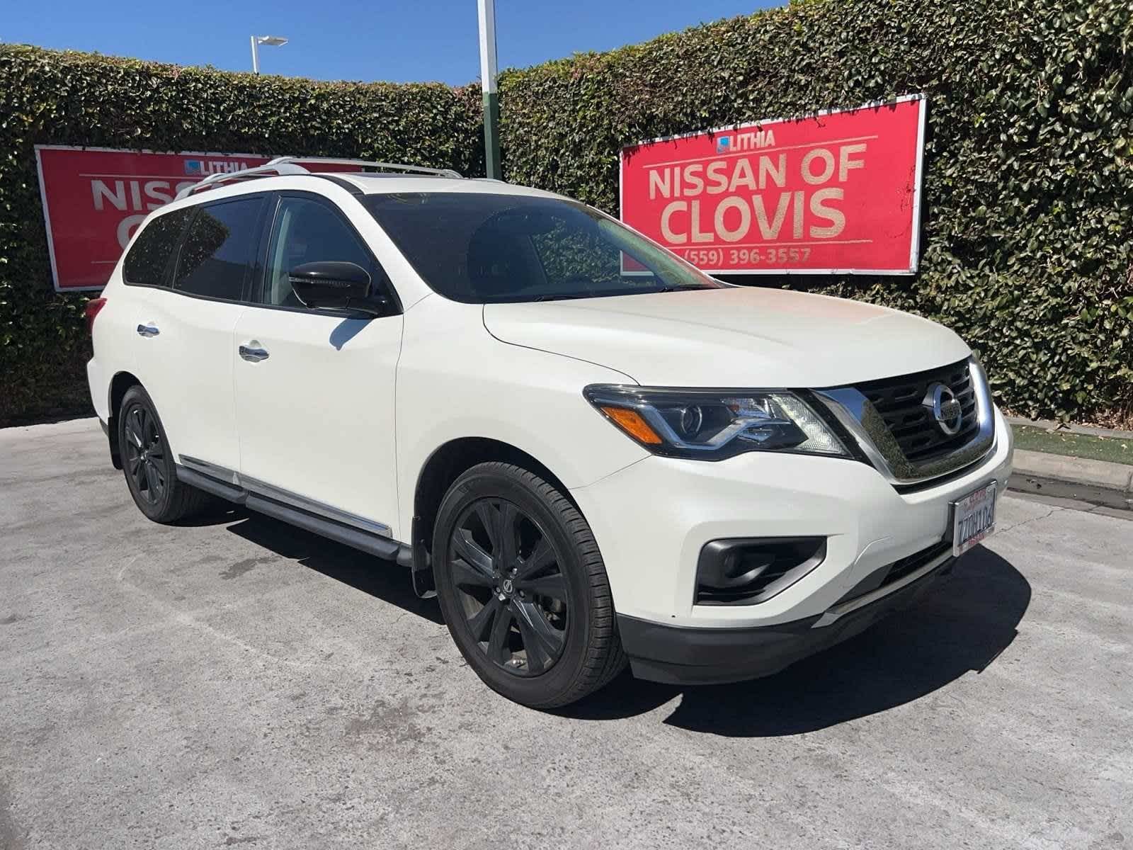 2017 Nissan Pathfinder Platinum 6