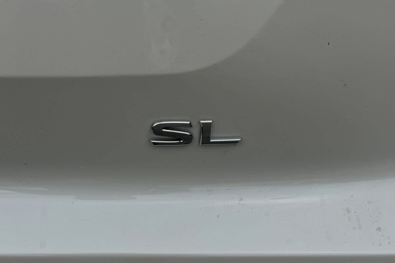 2024 Nissan Pathfinder SL 13