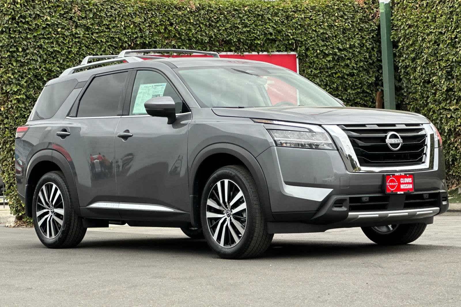 2024 Nissan Pathfinder Platinum 10