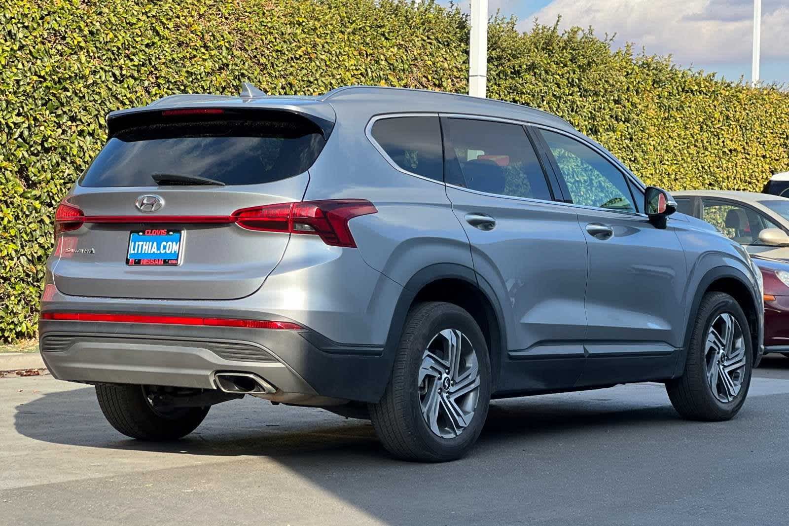 2023 Hyundai Santa Fe SEL 3