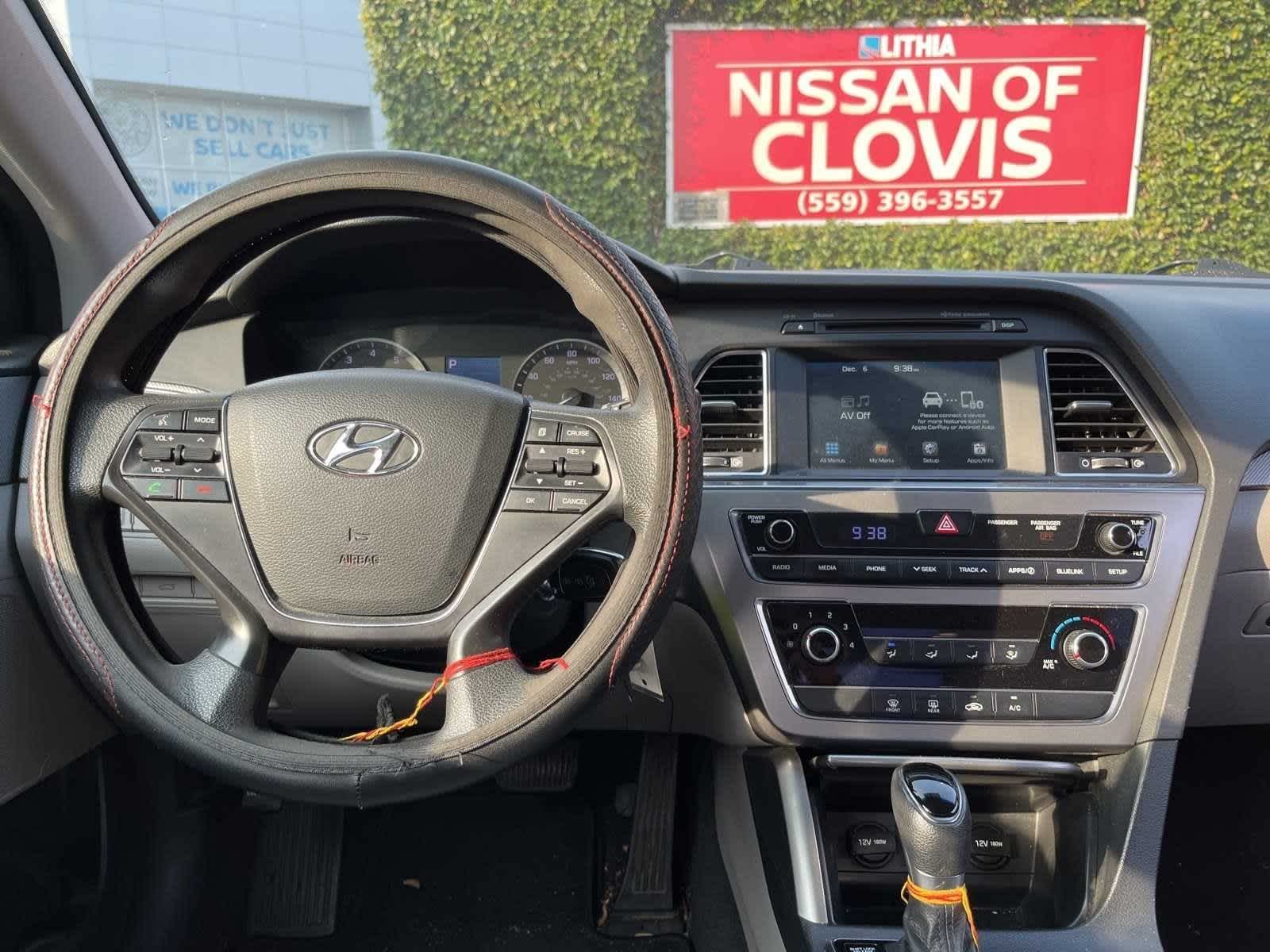 2016 Hyundai Sonata 2.4L SE 13