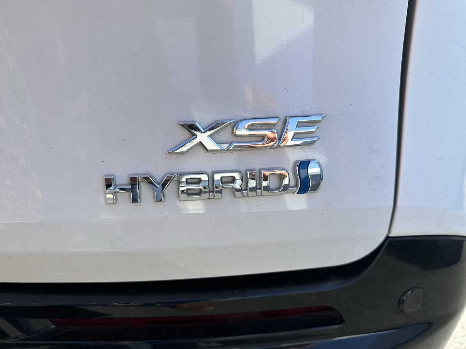 2023 Toyota Sienna XSE 11