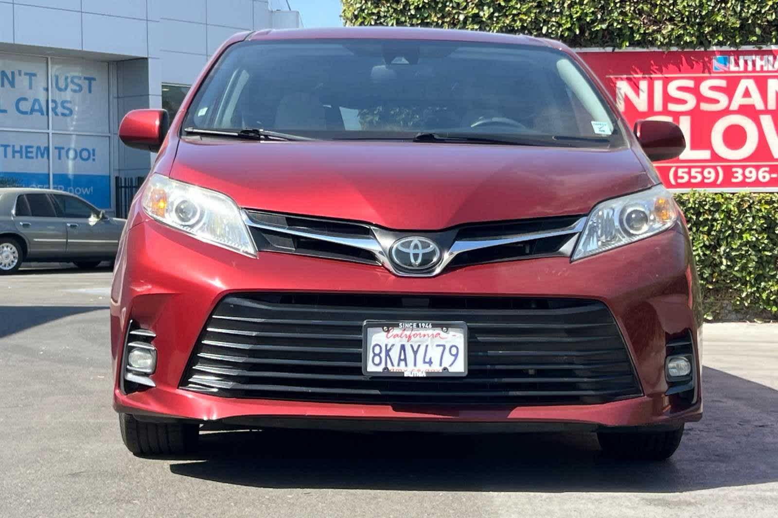 2019 Toyota Sienna LE Auto Access Seat 11