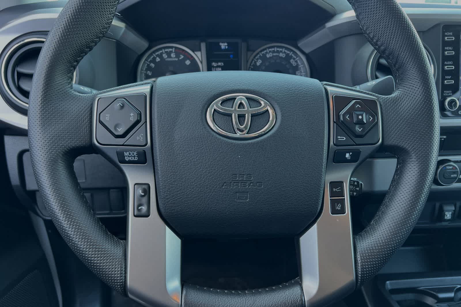 2021 Toyota Tacoma SR5 Double Cab 5 Bed V6 AT 24