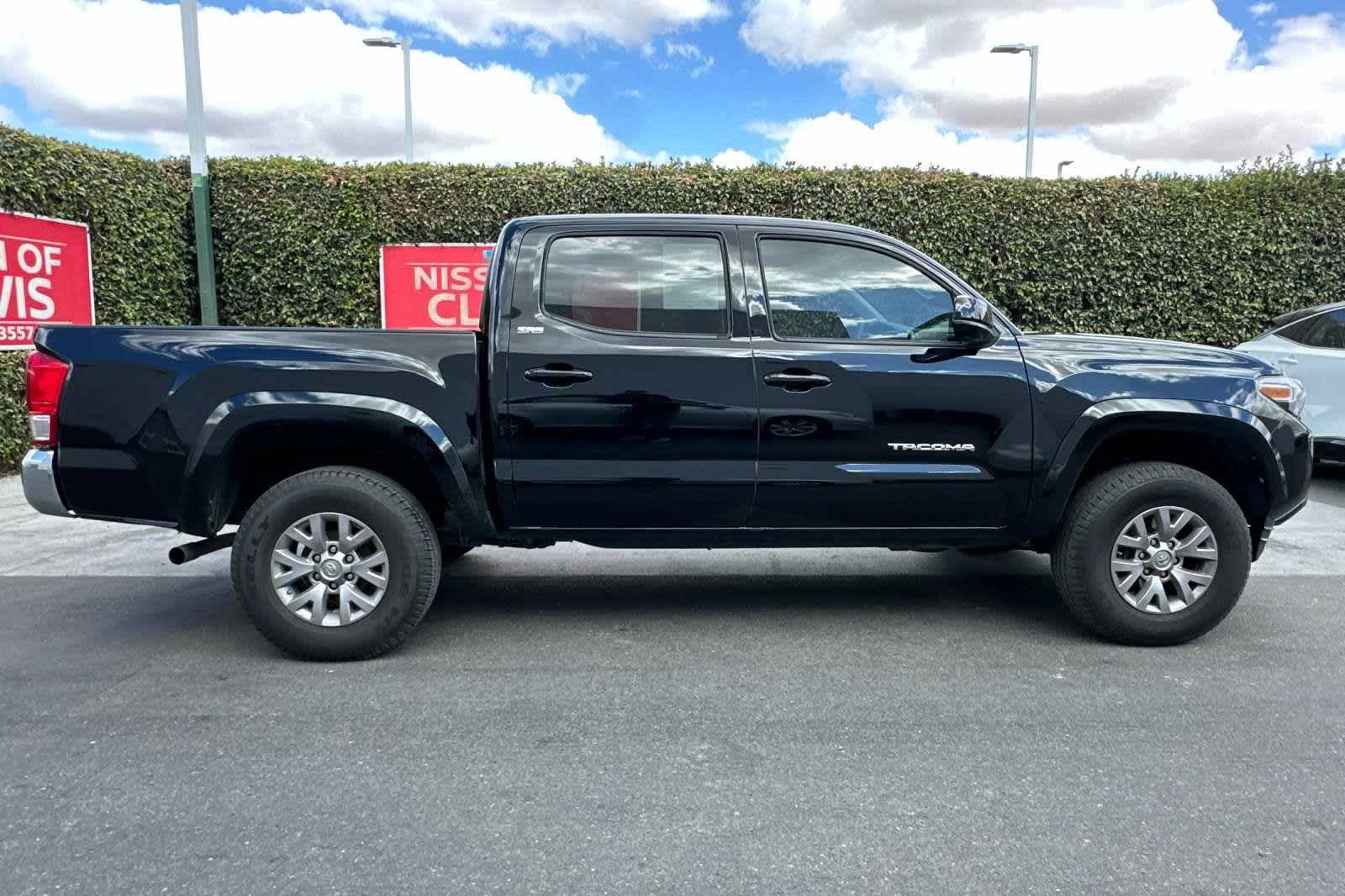 2017 Toyota Tacoma SR5 Double Cab 5 Bed V6 4x2 AT 9