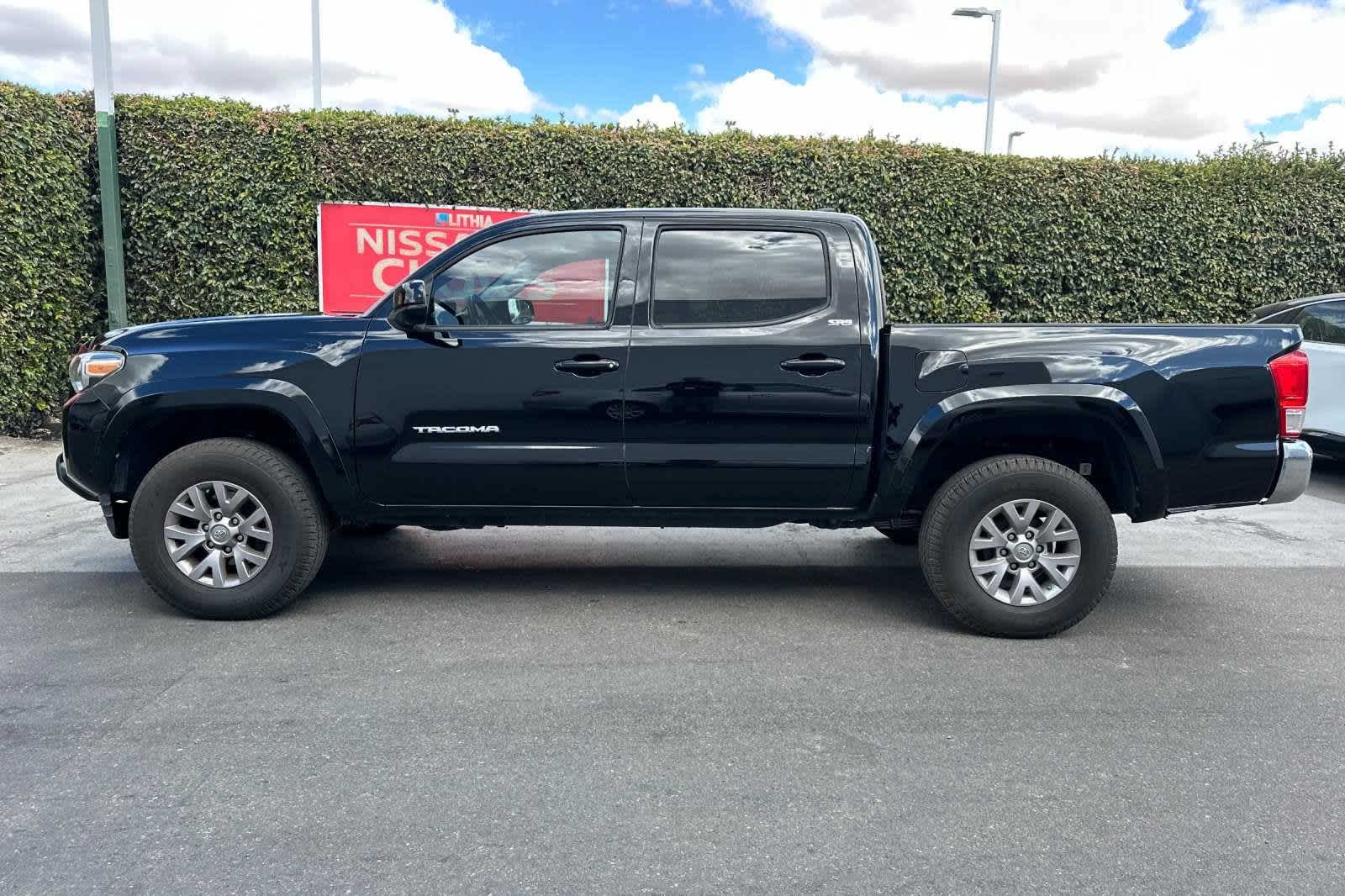 2017 Toyota Tacoma SR5 Double Cab 5 Bed V6 4x2 AT 6