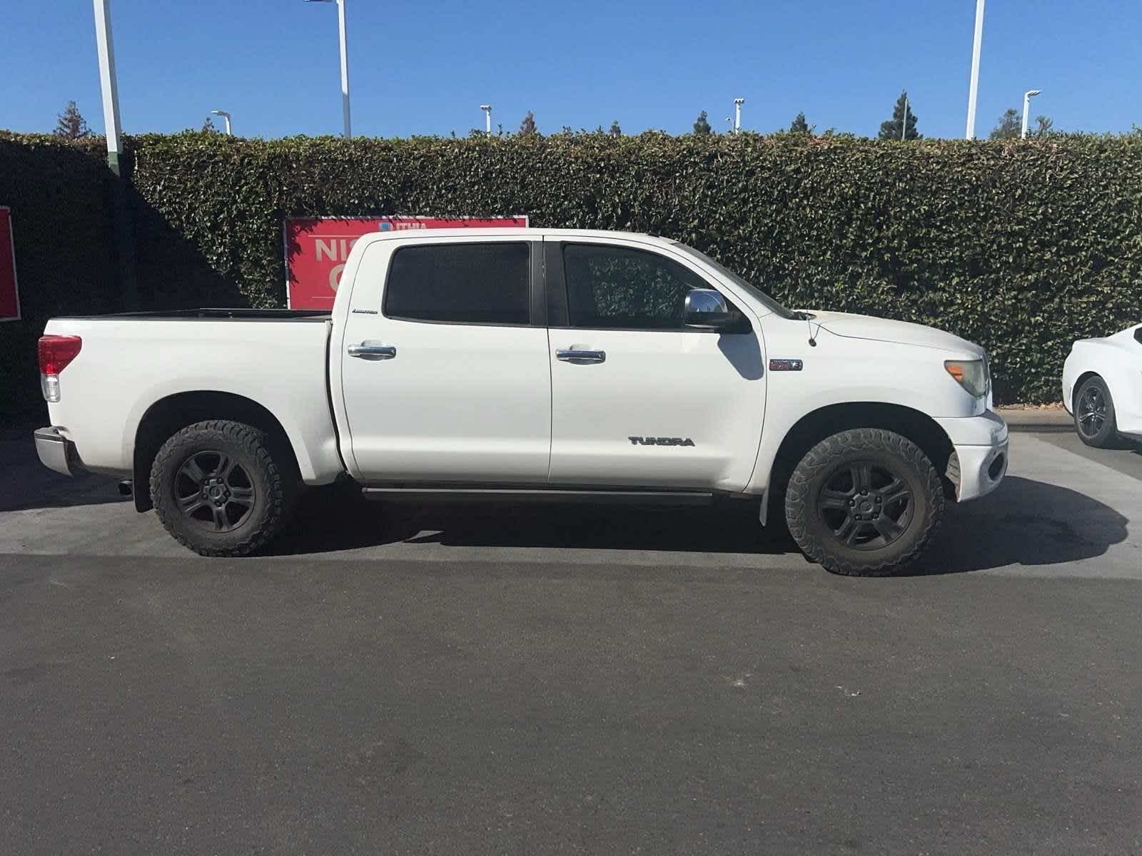 2013 Toyota Tundra LTD CrewMax 5.7L V8 6-Spd AT 8