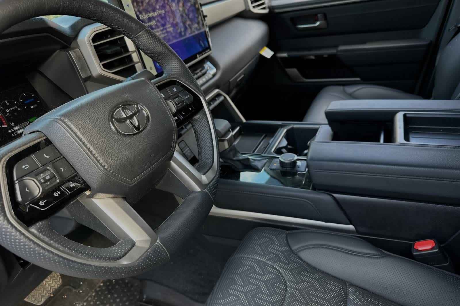 2023 Toyota Tundra Limited Hybrid CrewMax 6.5 Bed 14