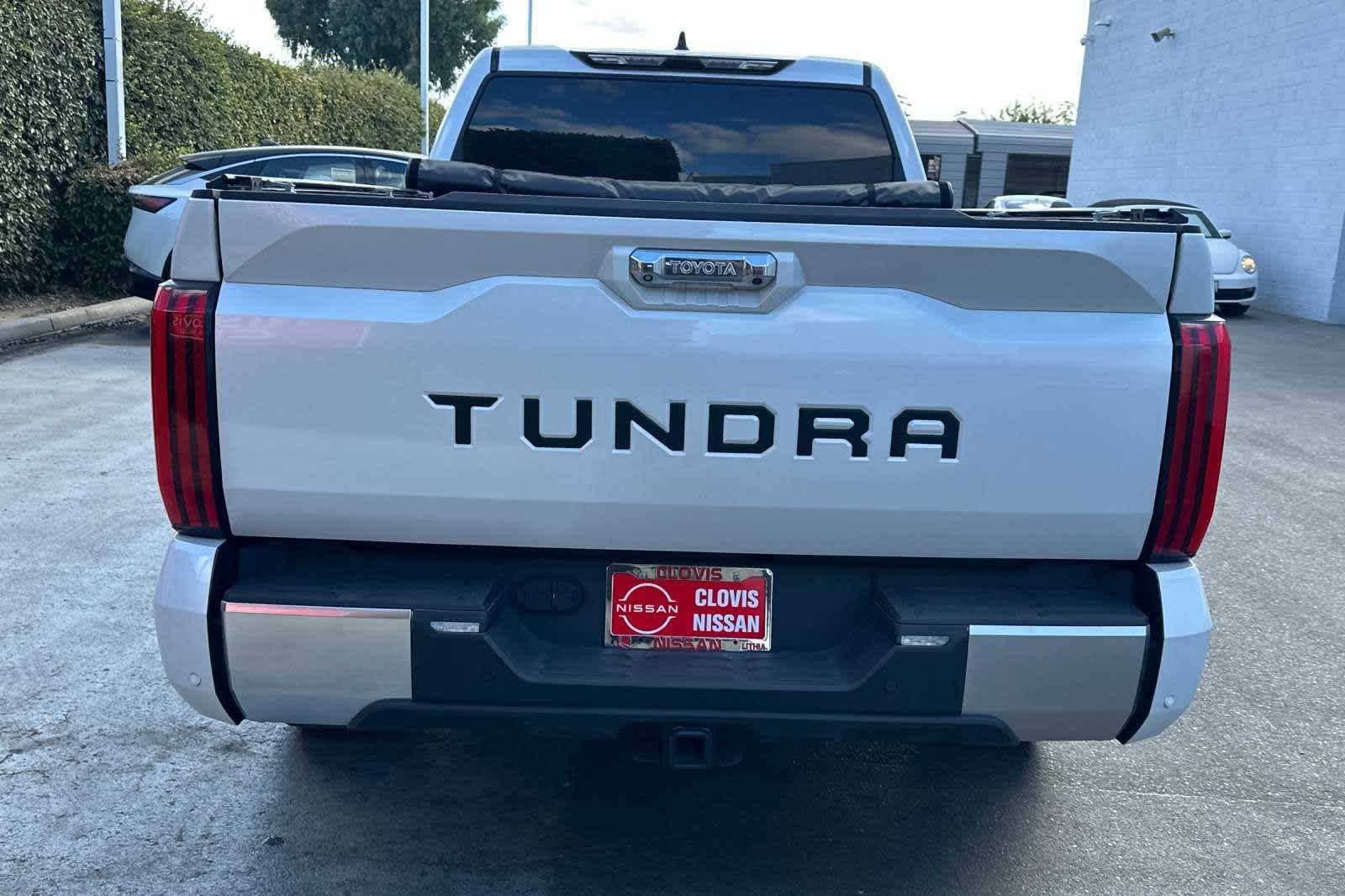 2023 Toyota Tundra Limited Hybrid CrewMax 6.5 Bed 8