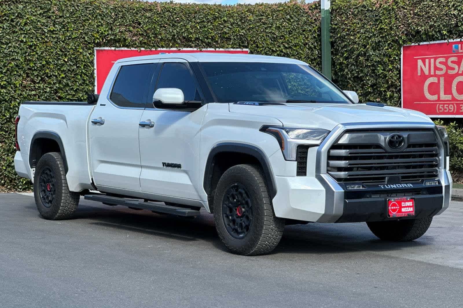 2023 Toyota Tundra Limited Hybrid CrewMax 6.5 Bed 10