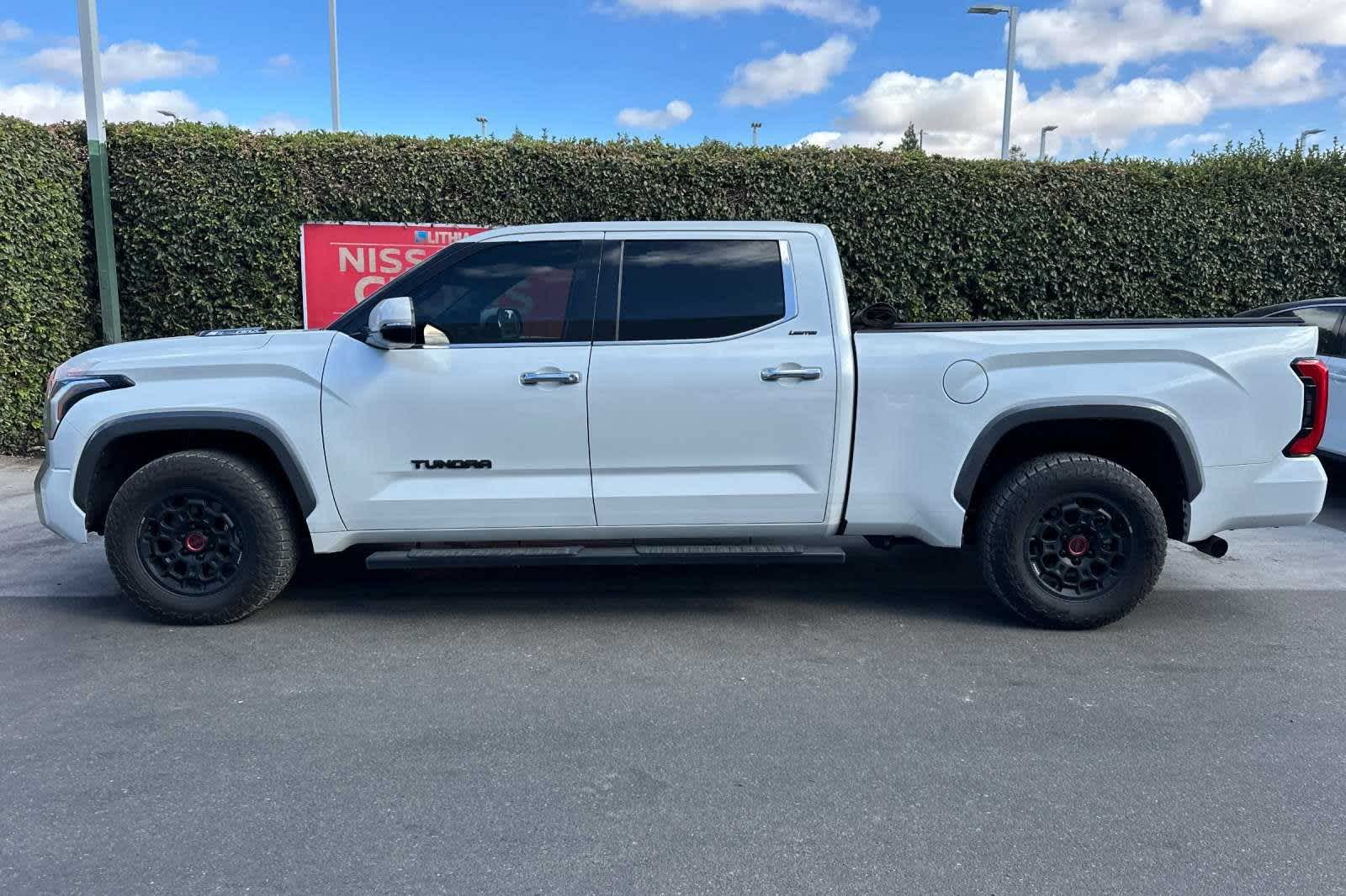 2023 Toyota Tundra Limited Hybrid CrewMax 6.5 Bed 6