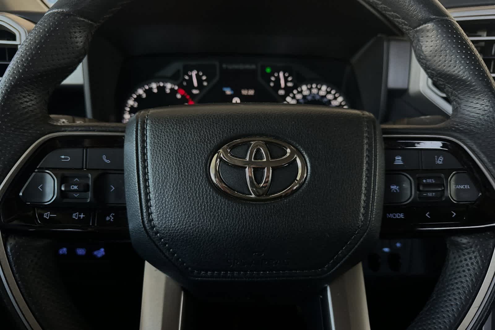 2023 Toyota Tundra SR5 CrewMax 5.5 Bed 24