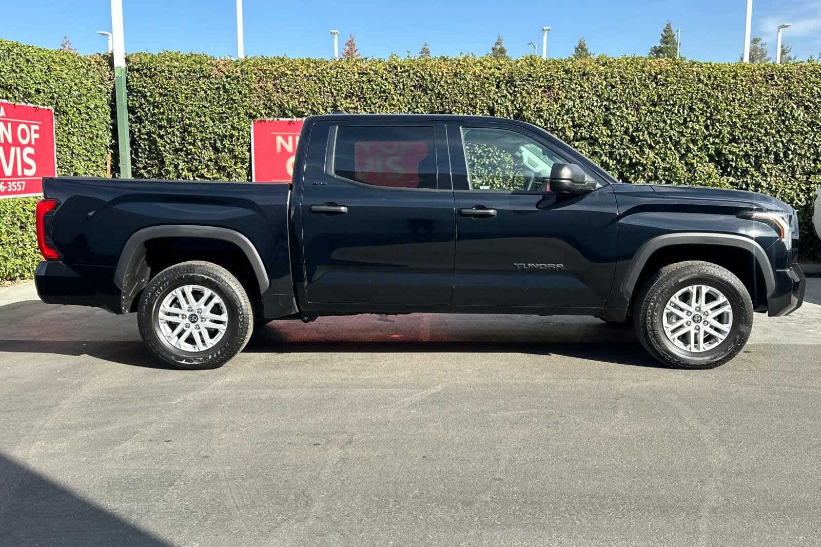 2024 Toyota Tundra SR5 CrewMax 5.5 Bed 9